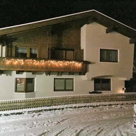 プフンツHaus Petrasch "555"アパートメント エクステリア 写真